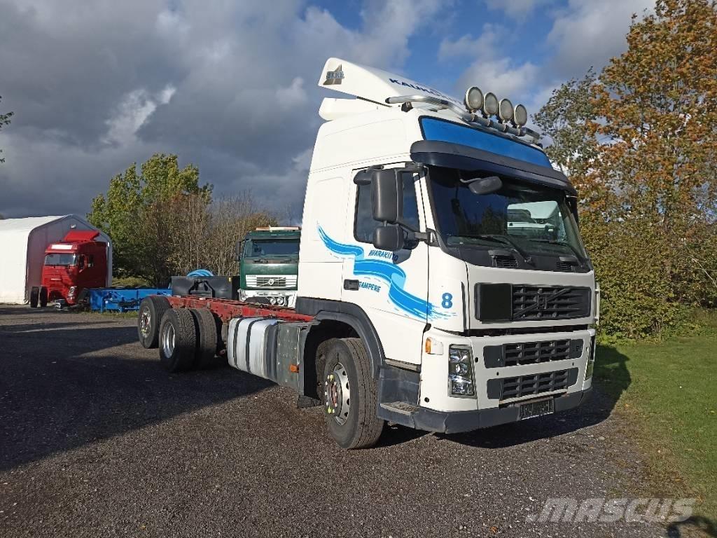 Volvo FM 440 새시 운전실 트럭