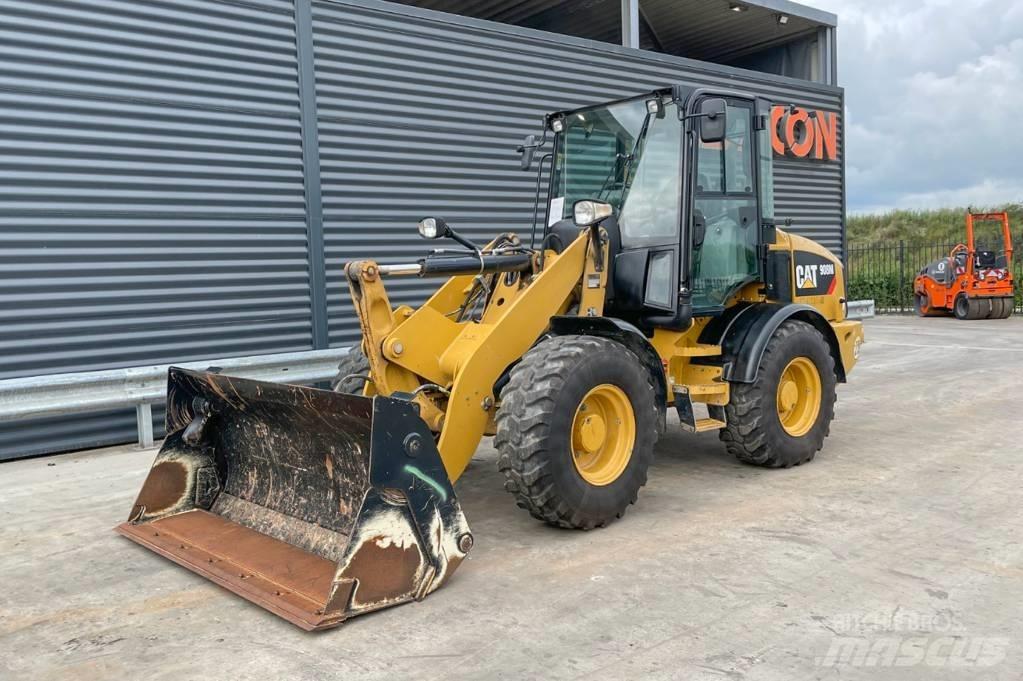 CAT 908M  휠로우더