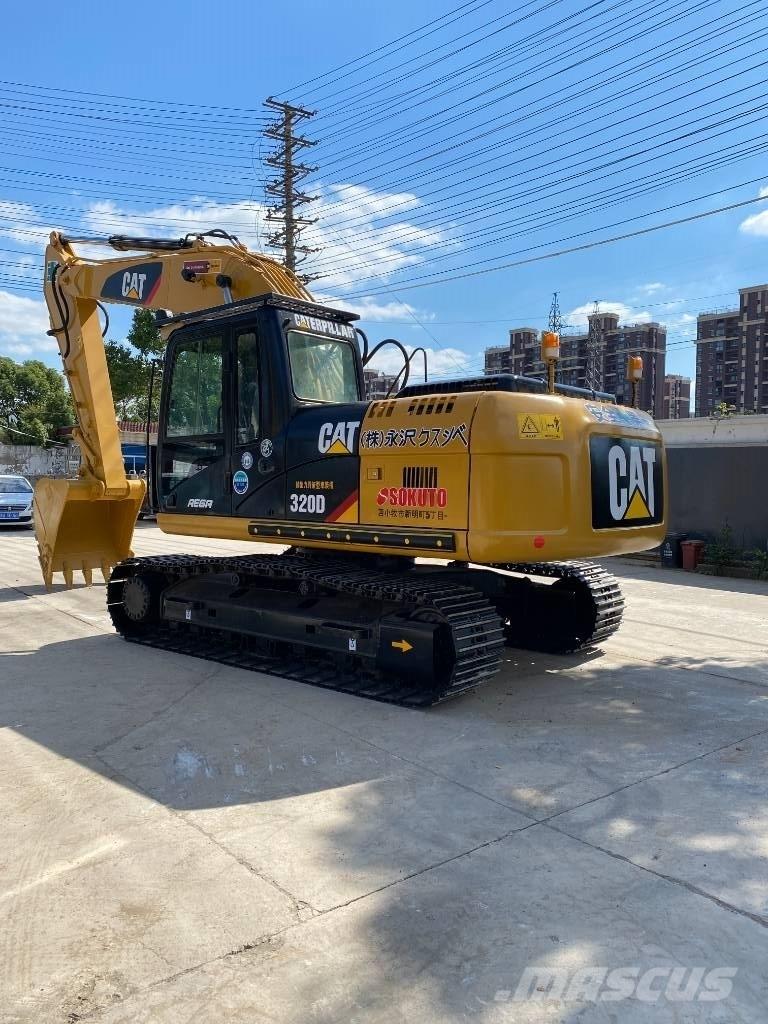 CAT 320 D 대형 굴삭기 29톤 이상