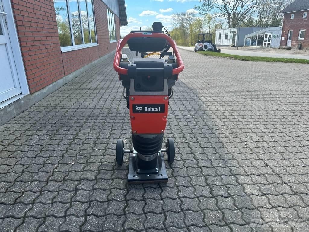 Bobcat R68 탬퍼