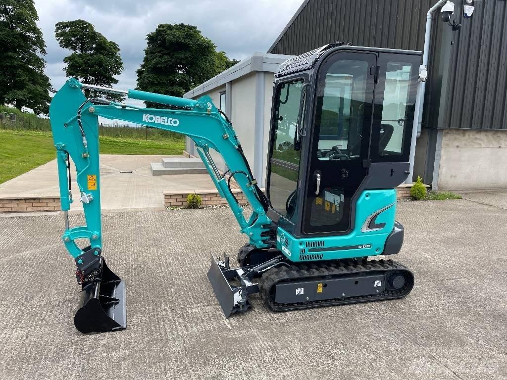 Kobelco SK17SR-3E 소형 굴삭기 7톤 미만