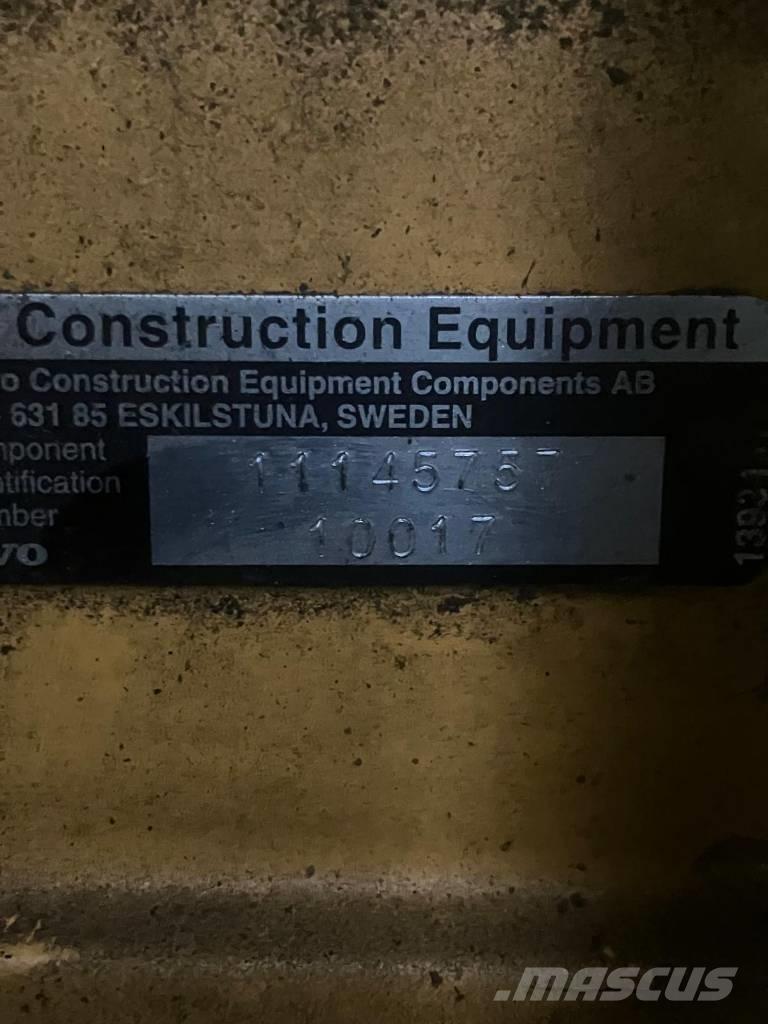 Volvo L 350 F  휠로우더