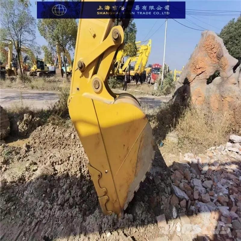 CAT 330 D 대형 굴삭기 29톤 이상
