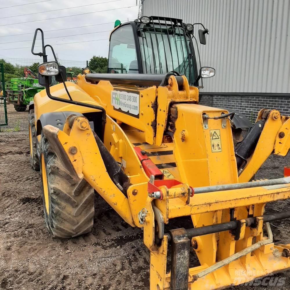 JCB 535 V 125 텔러 핸들러