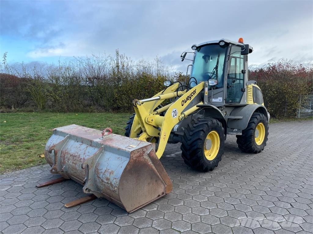 Atlas AR500  휠로우더