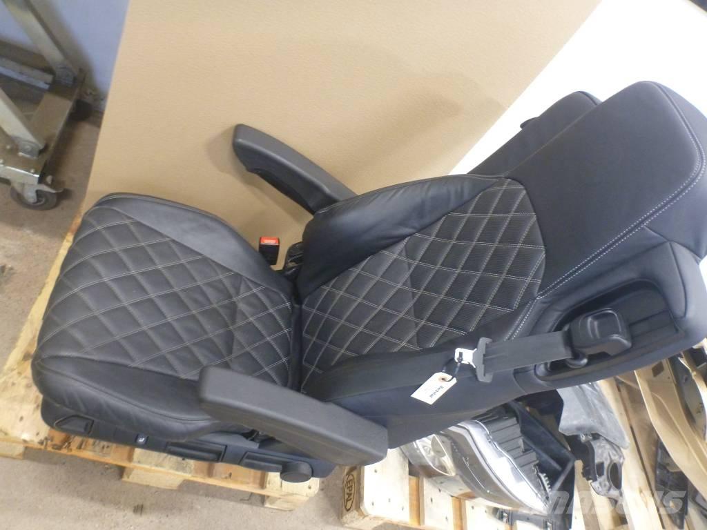 Mercedes-Benz Actros 캐빈 및 인테리어