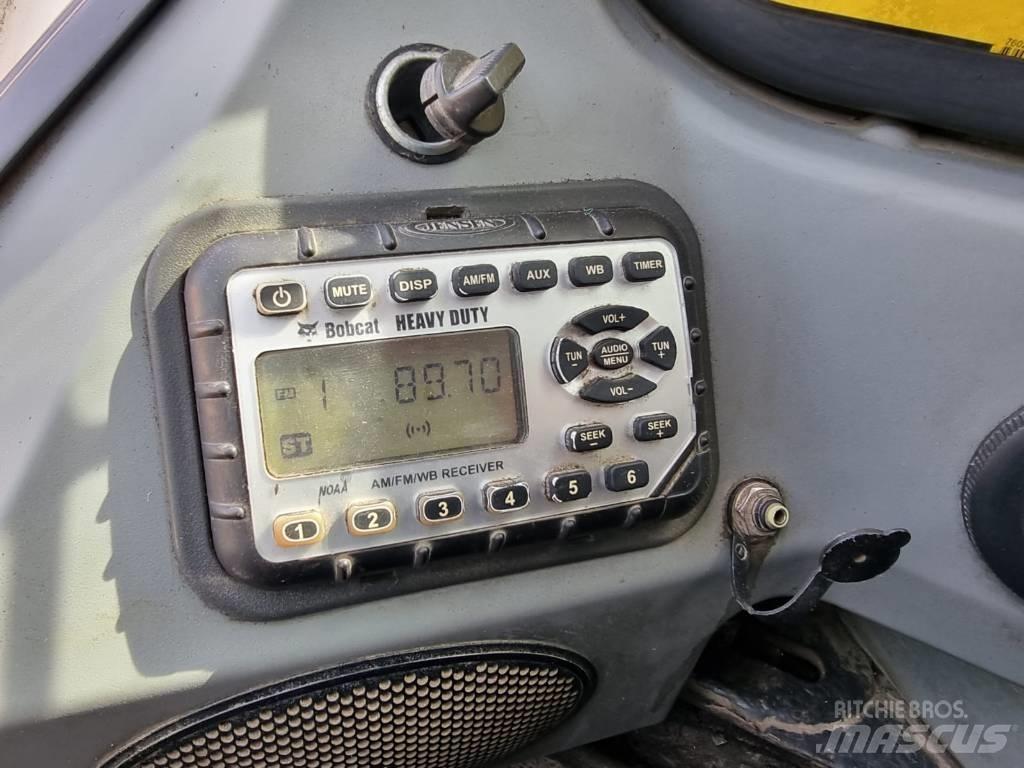 Bobcat S 530  스키드로더