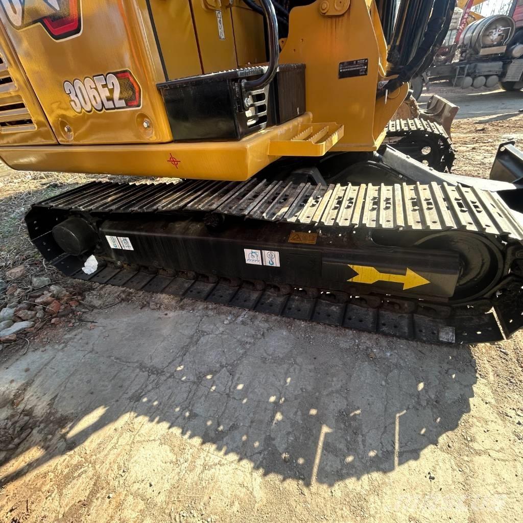 CAT 306E2 대형 굴삭기 29톤 이상
