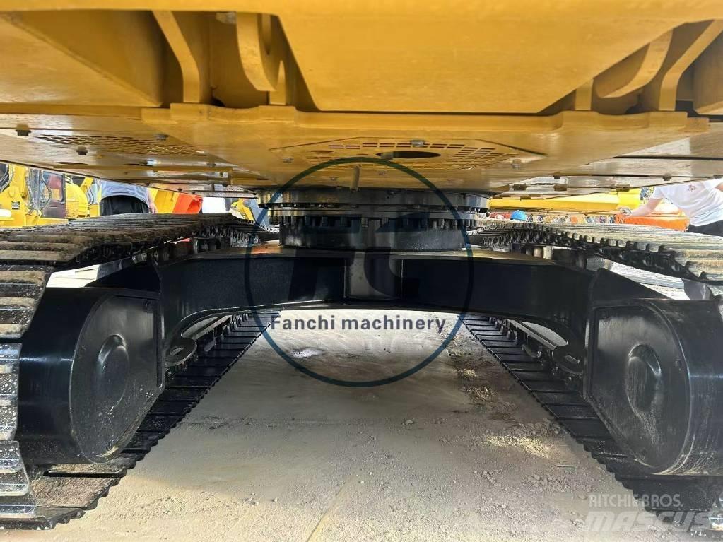 CAT 320 GC 대형 굴삭기 29톤 이상