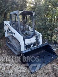 Bobcat T 450  스키드로더