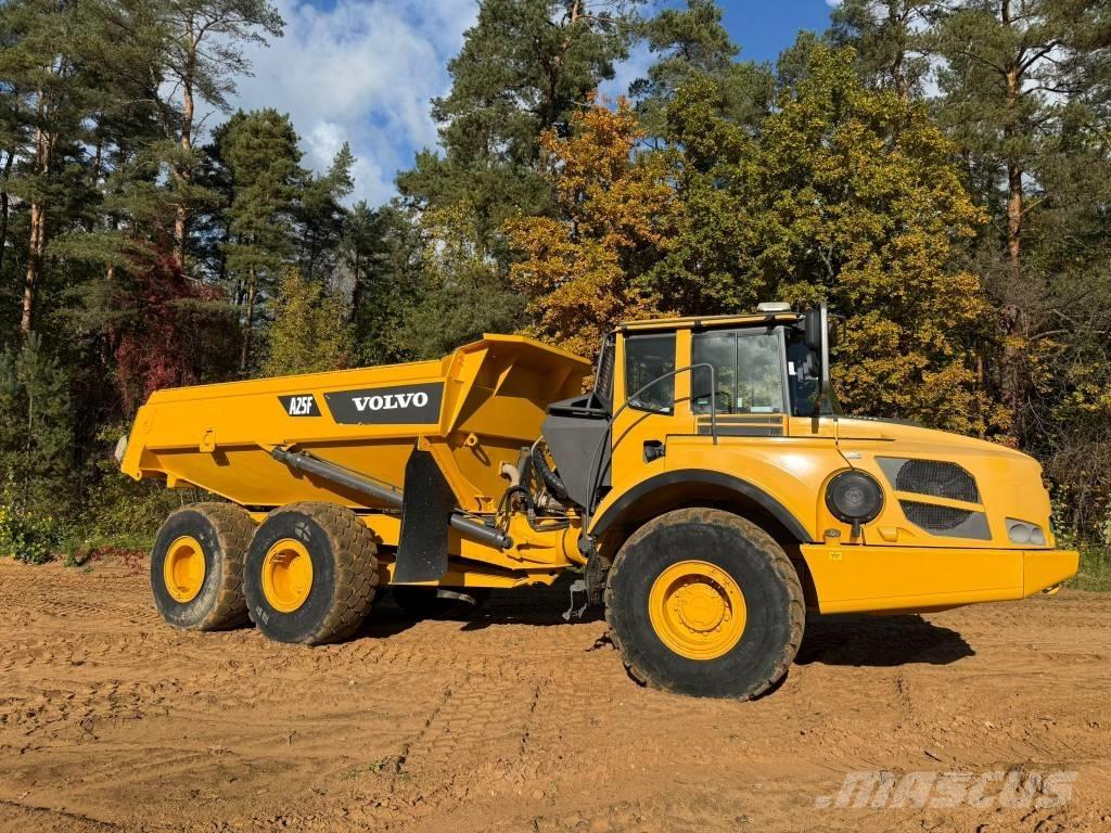 Volvo A 25 F 연결식 홀러