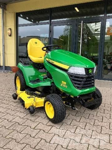 John Deere X590 탑승형 잔디깎기