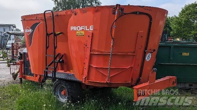 Kuhn Profile 1470 사료 공급기
