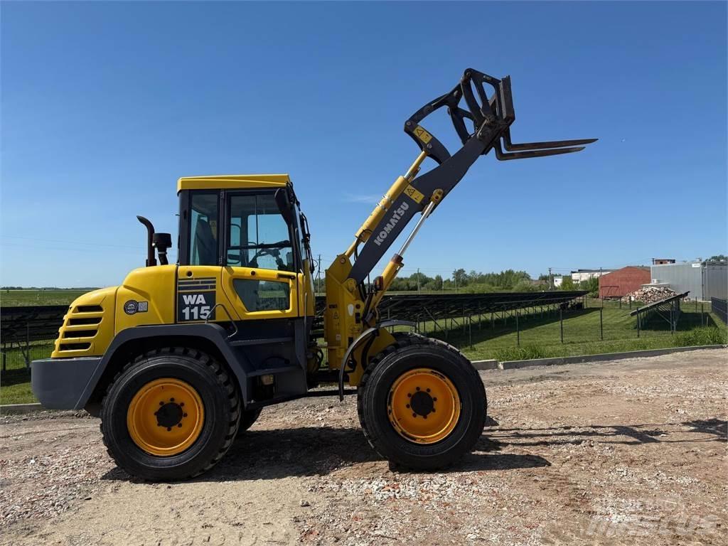 Komatsu   휠로우더