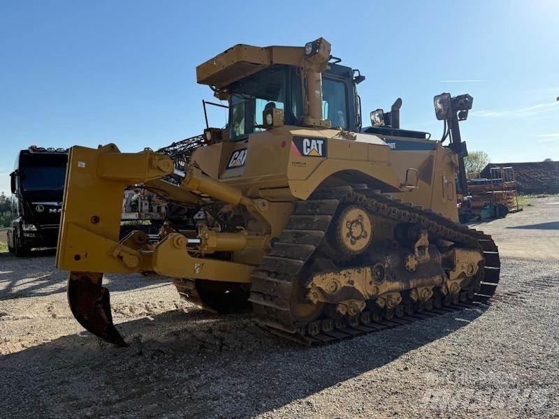CAT D8T 크롤러 도저