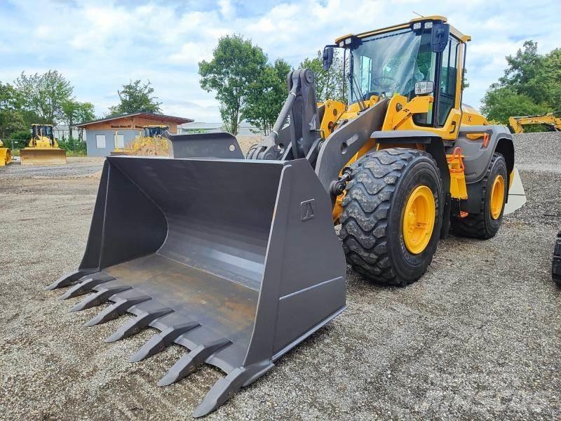 Volvo L110H  휠로우더