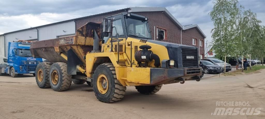 Komatsu HM 300-2 연결식 홀러