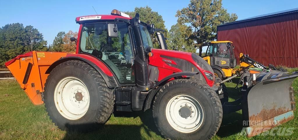 Valtra N114HT5 트랙터