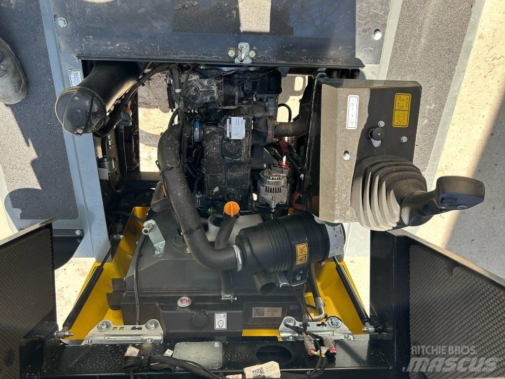 Wacker Neuson DW 20 건설현장 덤프트럭