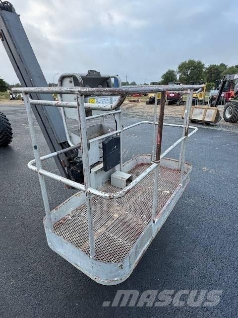 Manitou 200 ATJ 자주식 고소작업대