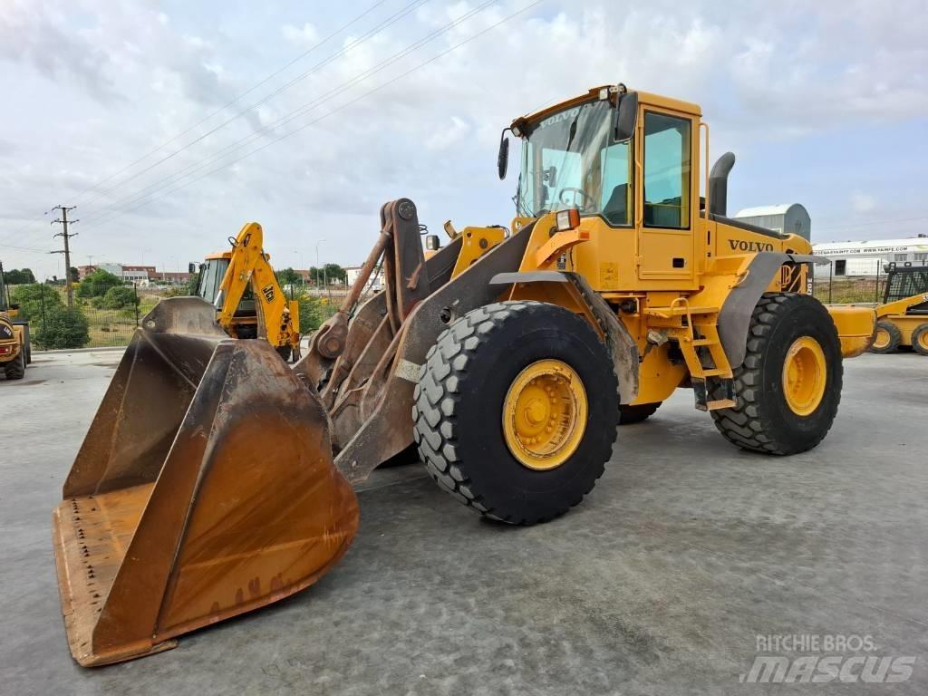 Volvo L 120 E  휠로우더