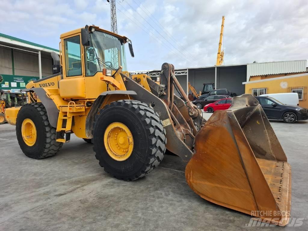 Volvo L 120 E  휠로우더