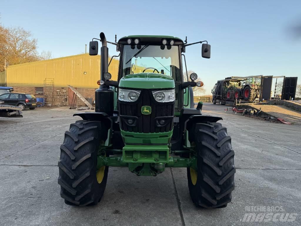 John Deere 6135M 트랙터