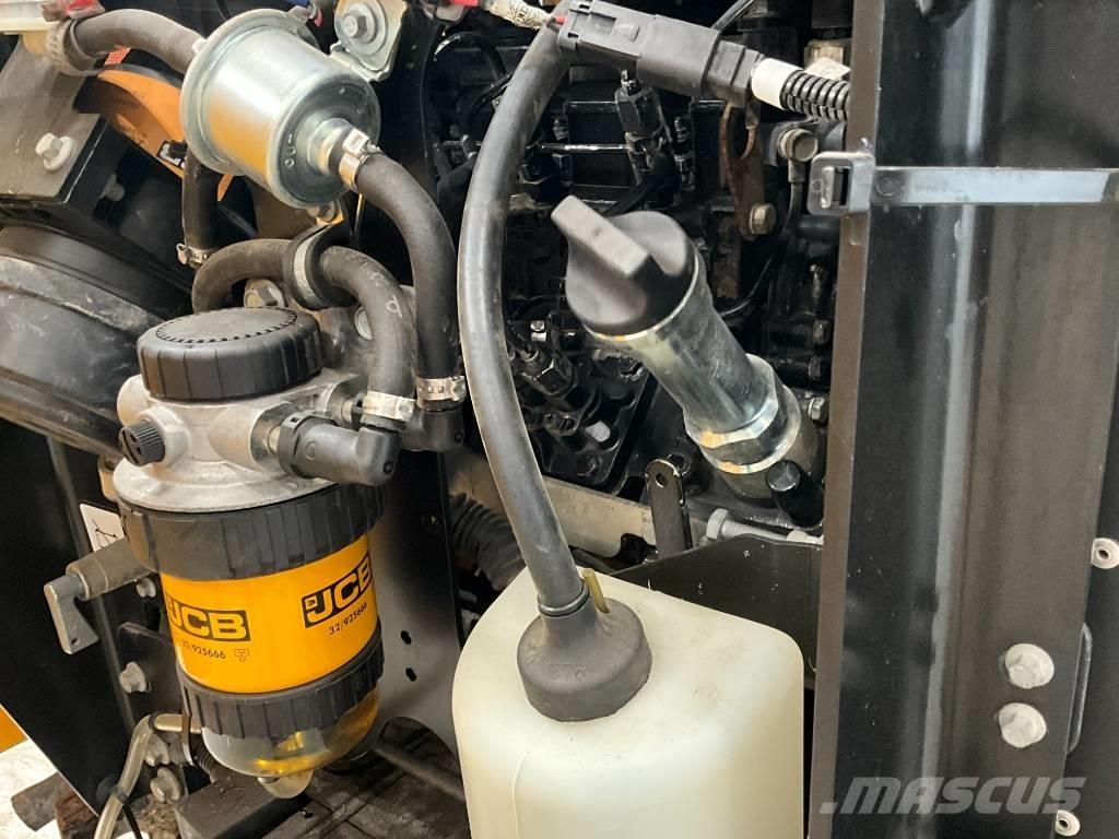 JCB 16 C-1 소형 굴삭기 7톤 미만