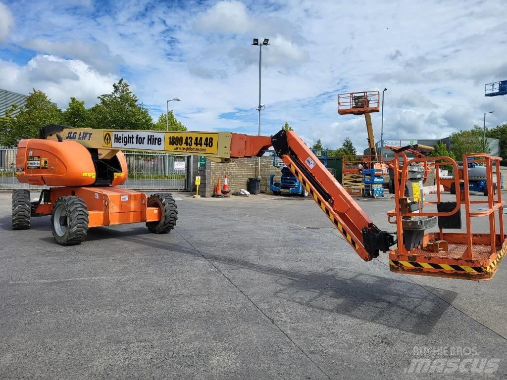 JLG 660 SJ 견인식 전동이동 리프트