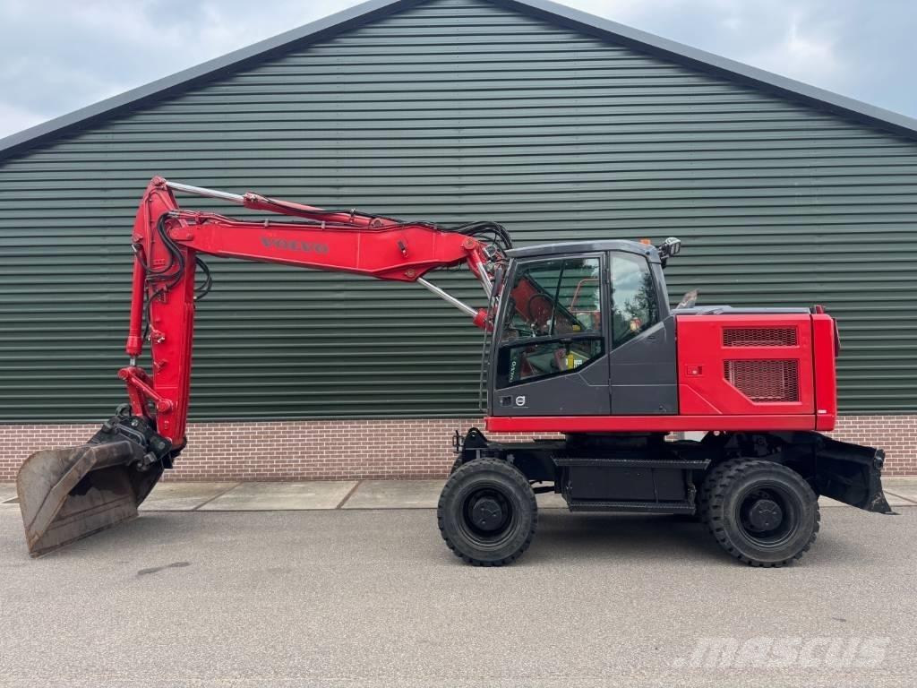 Volvo EW 160 E  휠 굴삭기