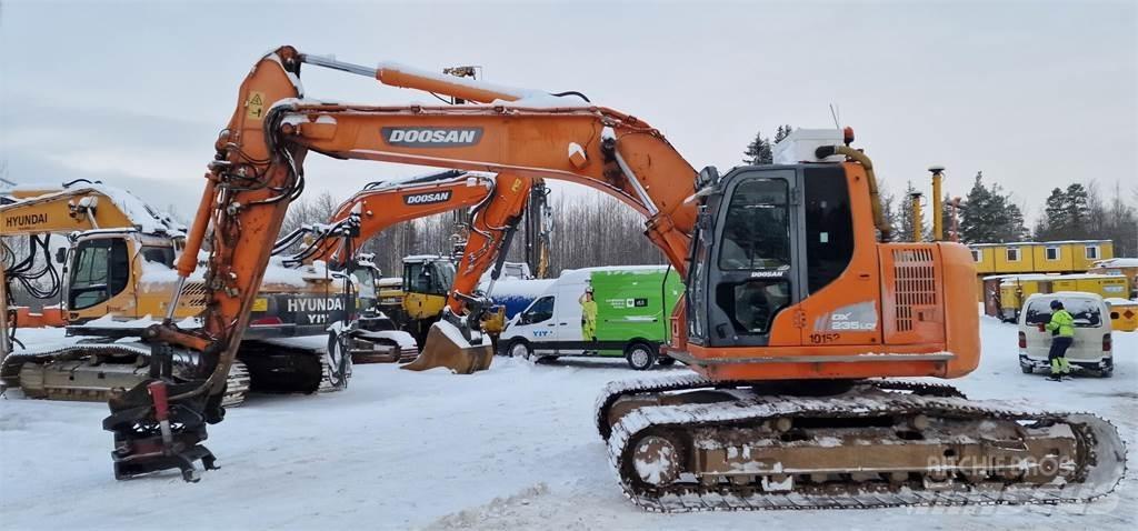 Doosan DX235LCR 대형 굴삭기 29톤 이상