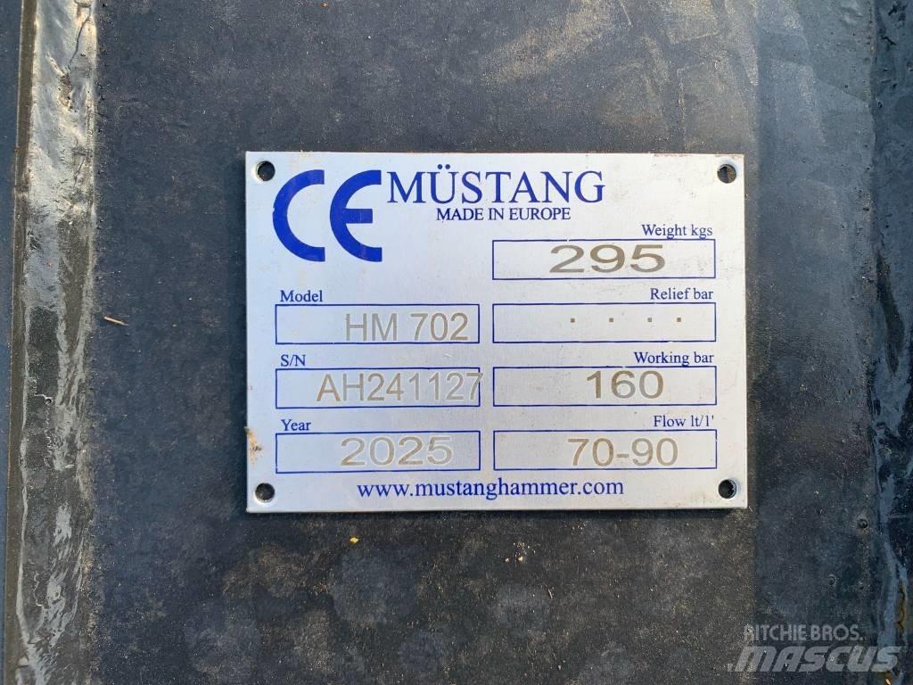 Mustang HM702 브레이커