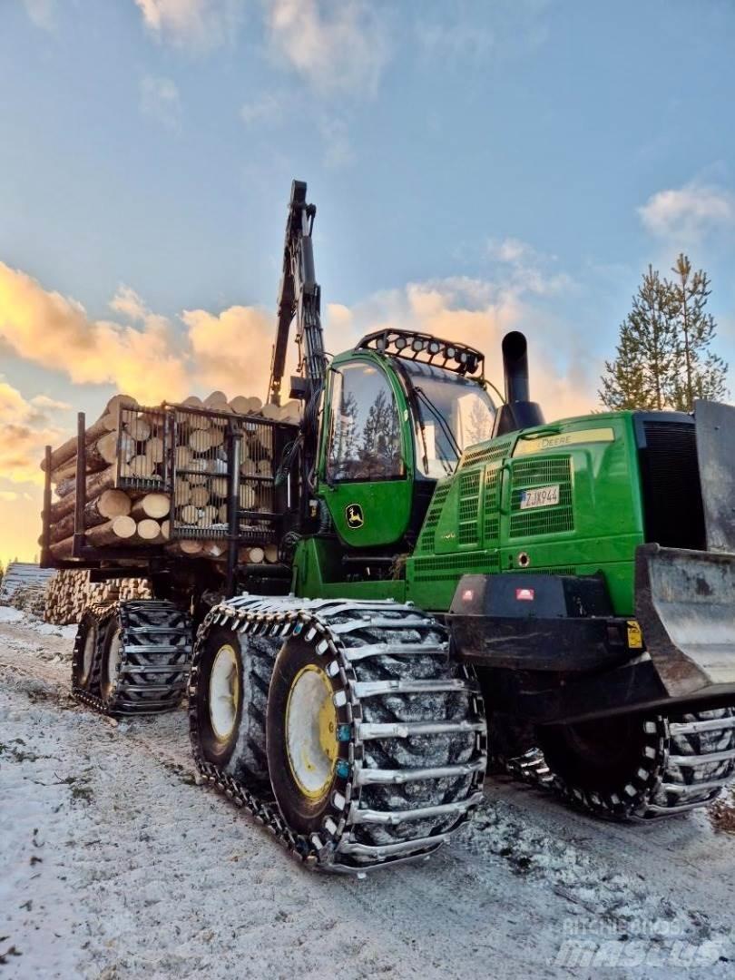 John Deere 1910G 원목 포워더