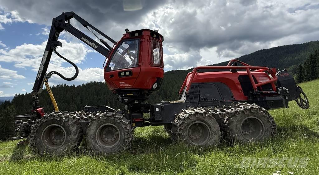 Komatsu 931XC 원목 하베스터