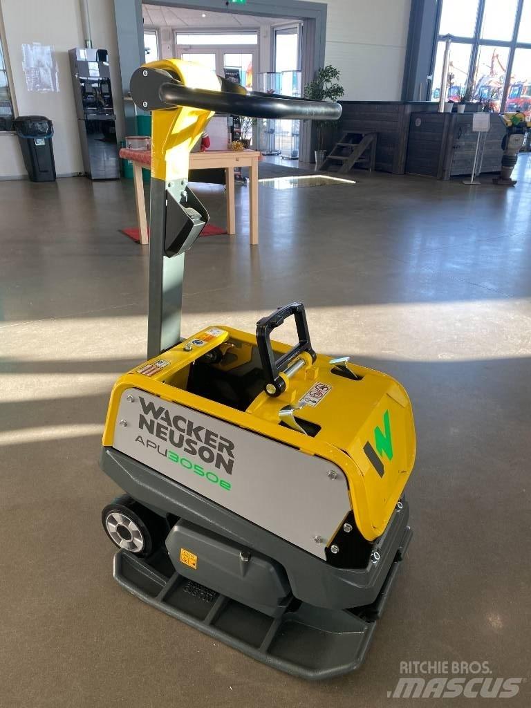 Wacker Neuson 3050 진동롤러