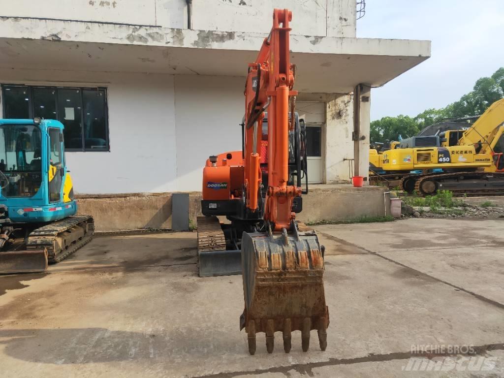 Doosan DH 55 소형 굴삭기 7톤 미만
