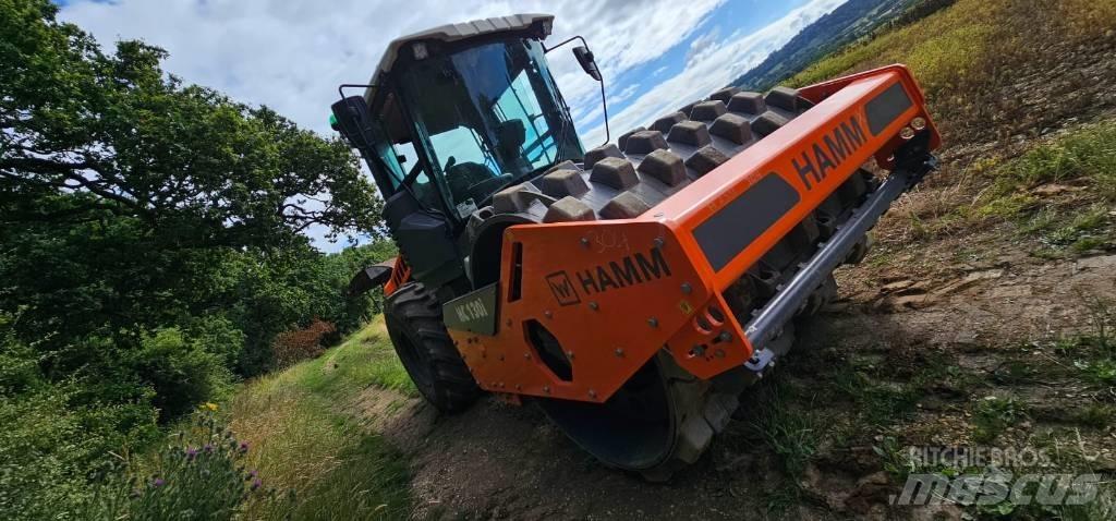 Hamm HC 130i 싱글 드럼 롤러