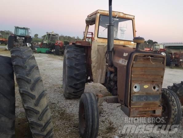 Massey Ferguson 275 트랙터