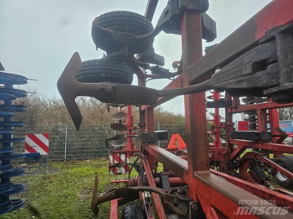 Horsch Terrano 8 FG 하로우