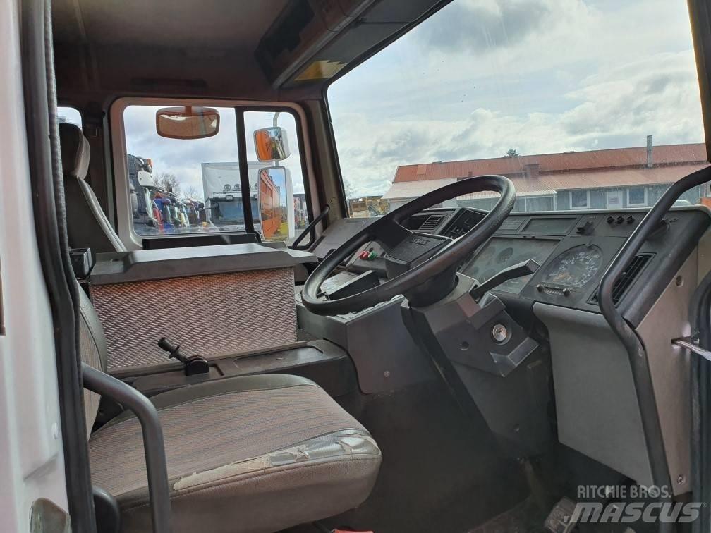 Volvo FE618 트레일러 탑재 고소작업대