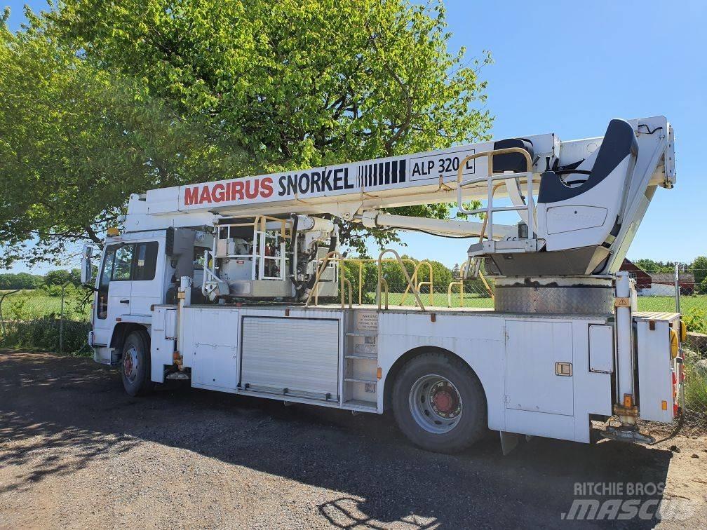Volvo FE618 트레일러 탑재 고소작업대