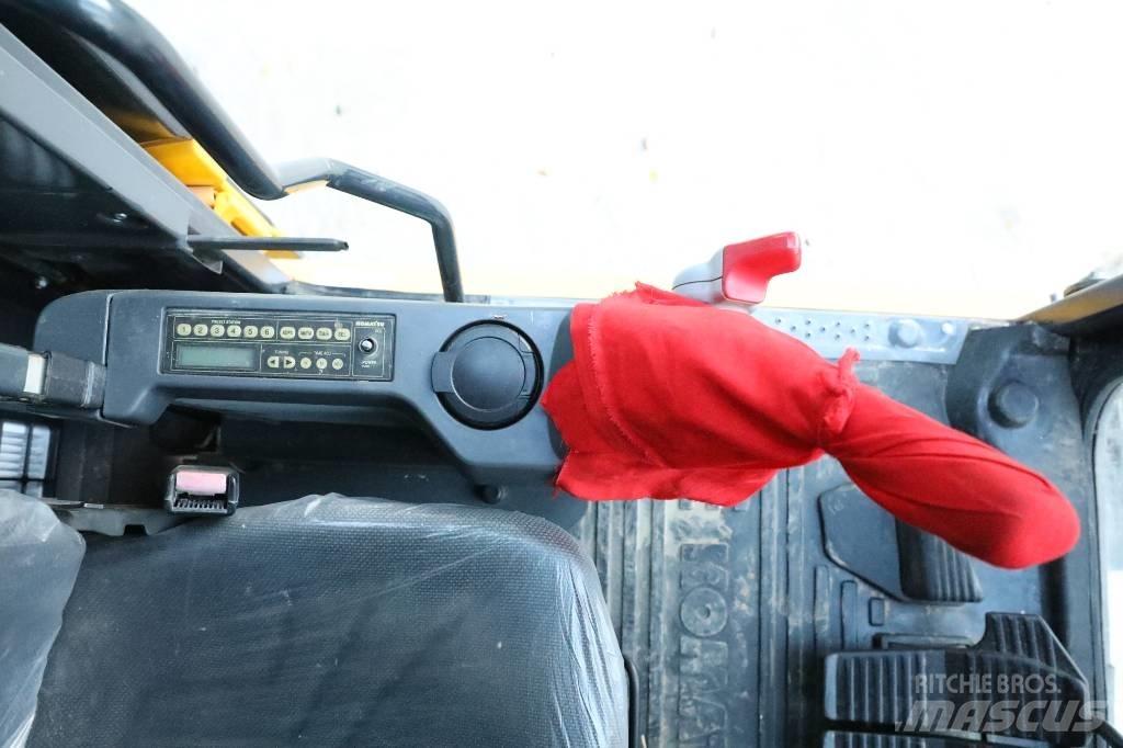 Komatsu PC 210-8 소형 굴삭기 7톤 미만