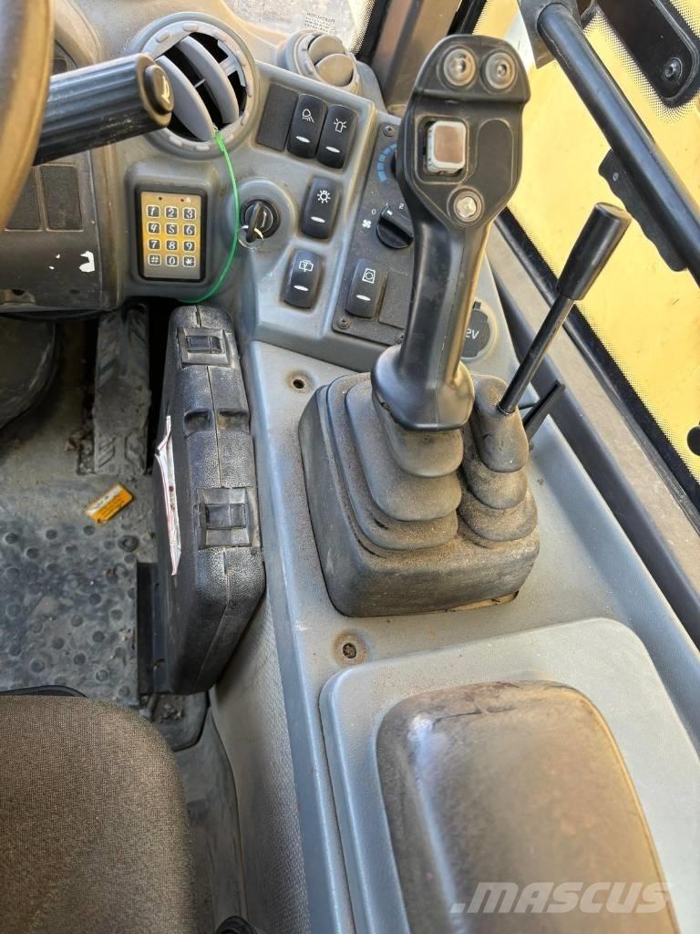 Volvo L 25 F  휠로우더