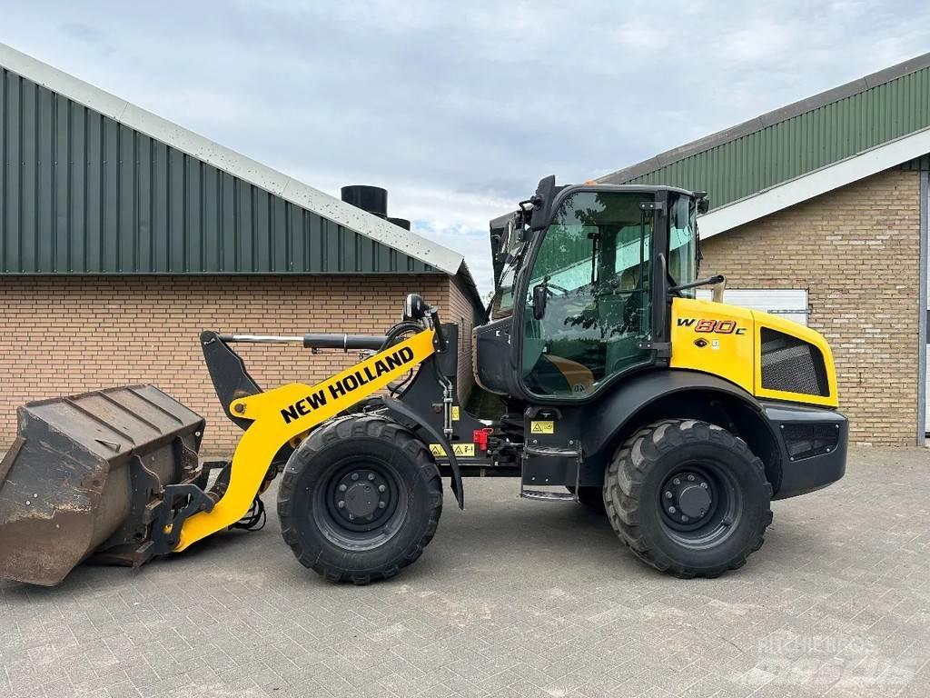 New Holland W80C  휠로우더