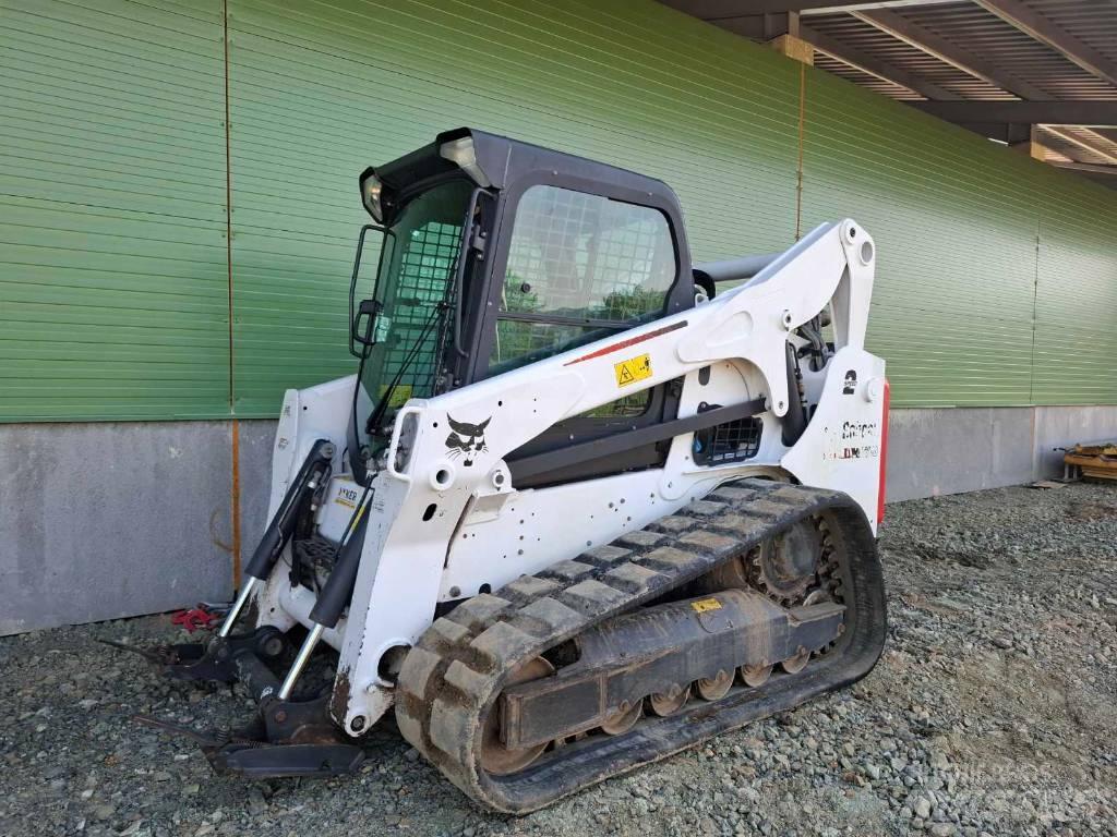 Bobcat T 770  스키드로더