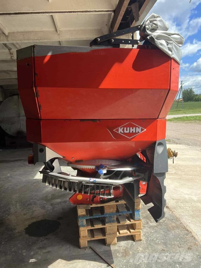 Kuhn 40.1W 미네랄 살포기