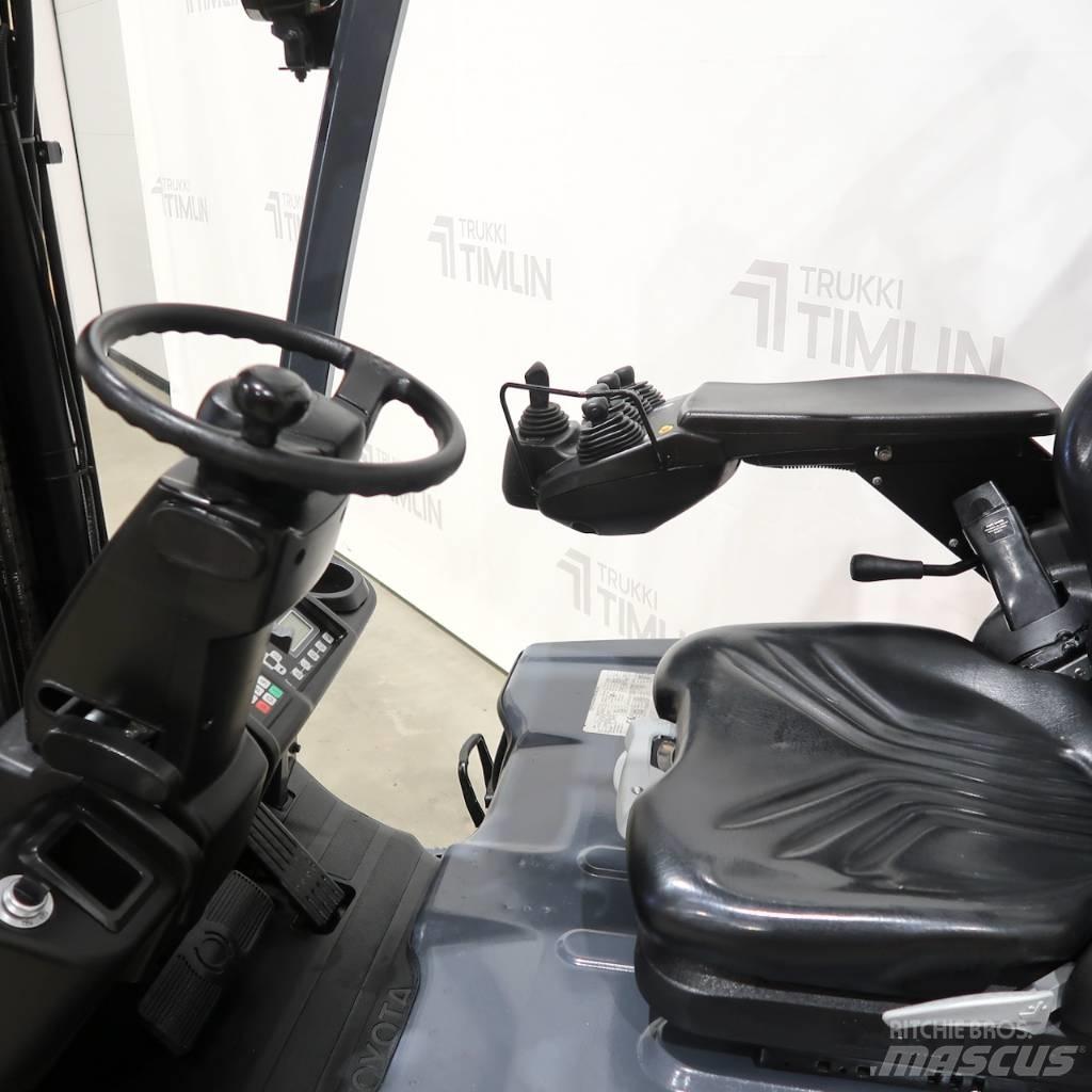 Toyota 8FBE15T 전동 지게차