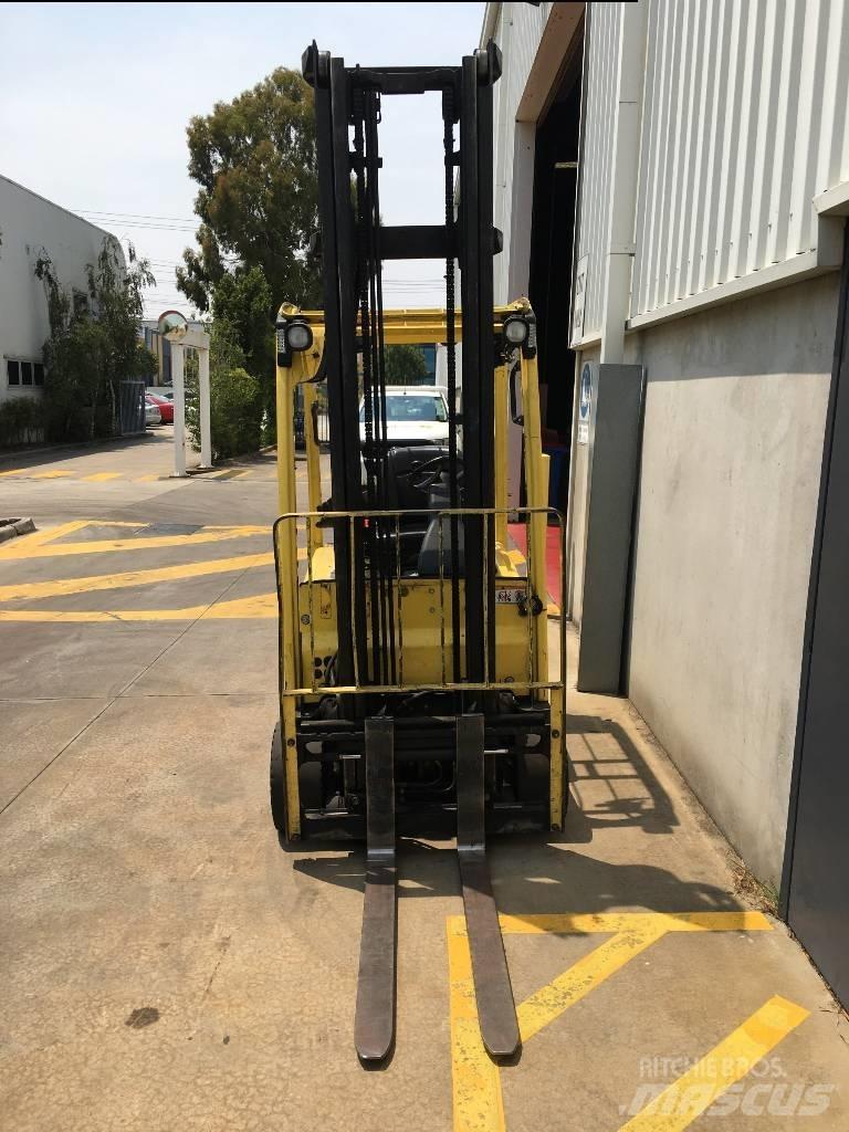 Hyster J1.8XNT 전동 지게차