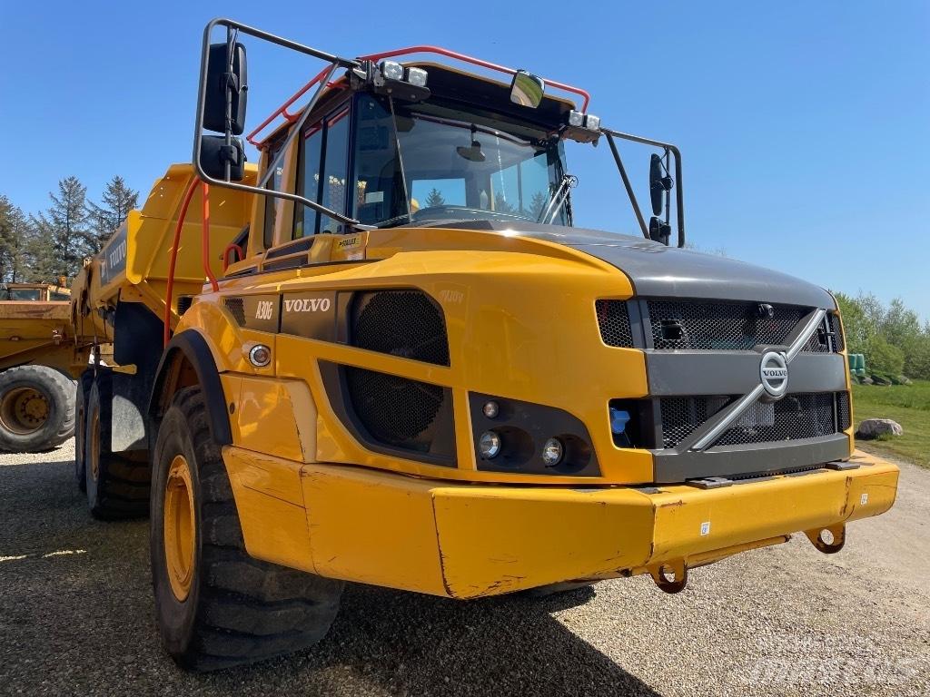 Volvo A30G 연결식 홀러
