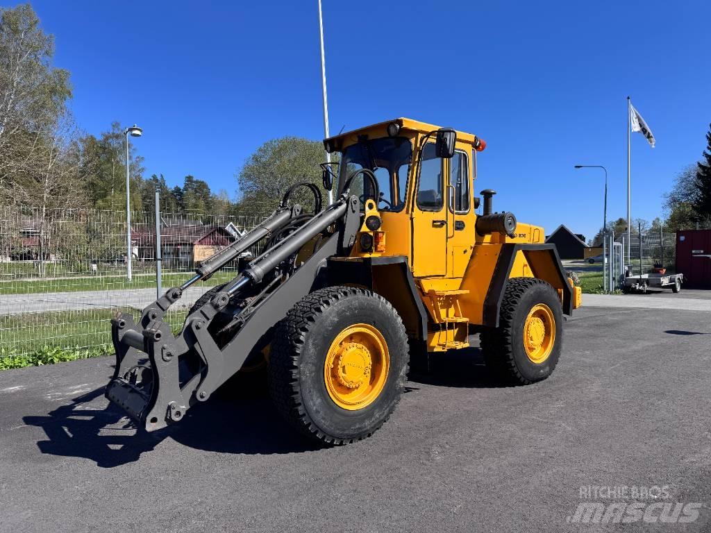 Volvo BM L 70  휠로우더